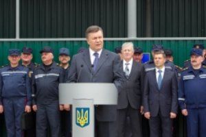 Запобігання надзвичайним ситуаціям є принциповим напрямом державної політики у сфері цивільного захисту - Віктор Янукович