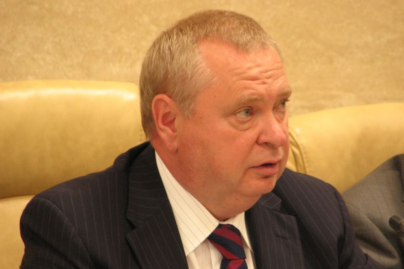 Олександр Пеклушенко: «Уряд та регіональна влада мають  знаходити конструктивні форми діалогу»