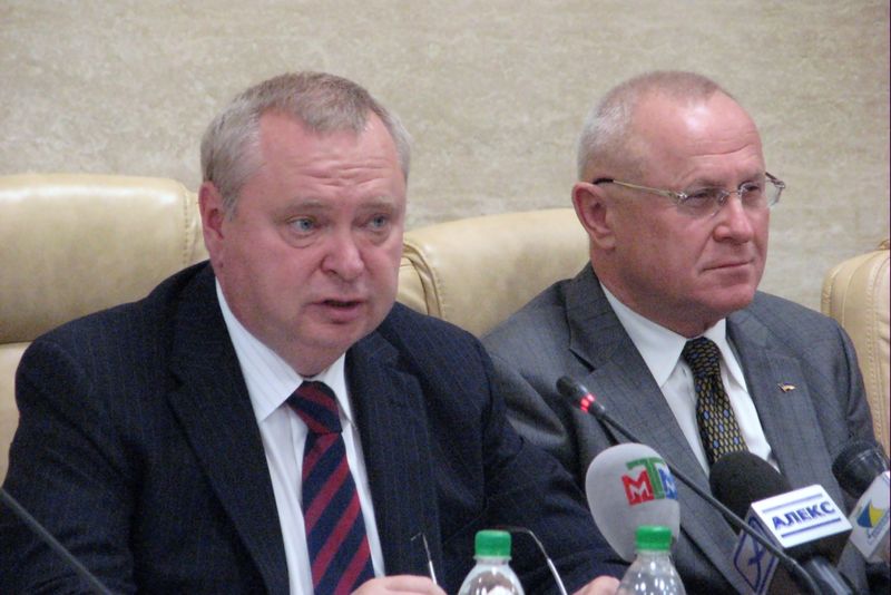 Запорізькі аграрії зібрали другий мільйон тонн зерна