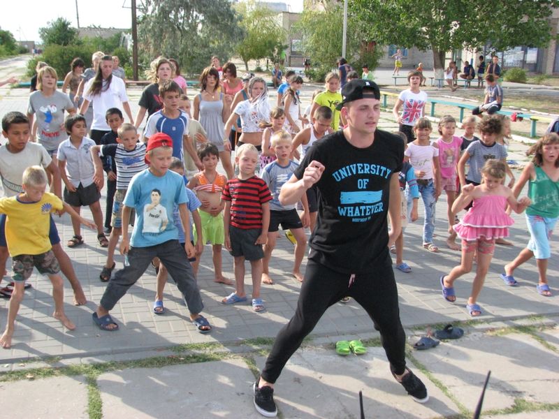 Соціально відповідальна молодь організовує дозвілля дітей у таборах