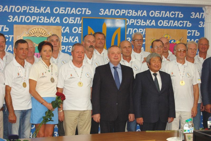 Голова облдержадміністрації привітав запоріжців із перемогою у Всесвітніх літніх іграх ветеранів спорту