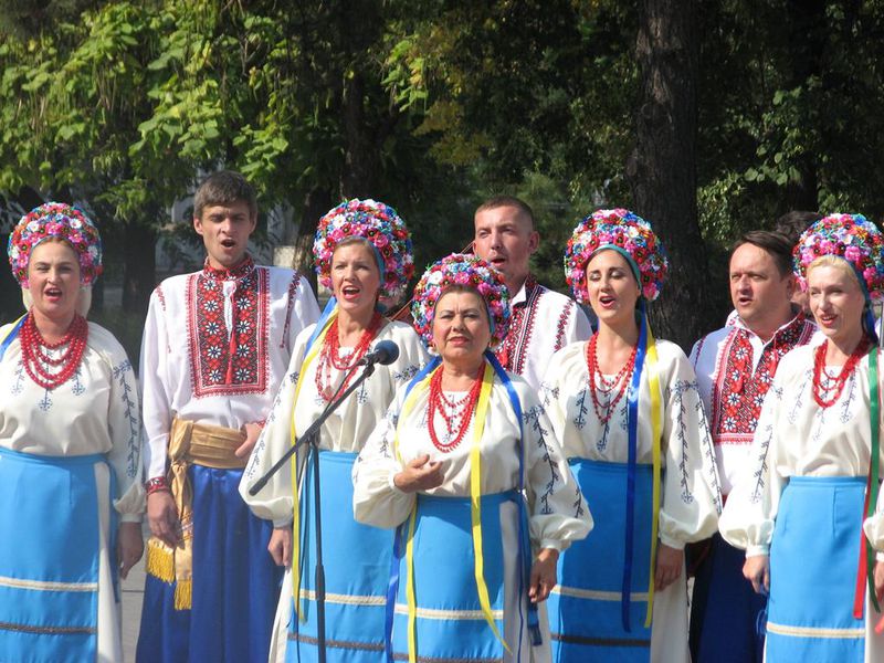 Запоріжці вшановують Державний Прапор України