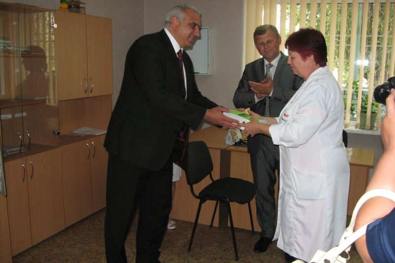 Кам’янсько-Дніпровська амбулаторія  отримала сучасне обладнання