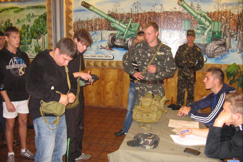 Запорізькі юнаки пройшли випробування військово-спортивного  конкурсу «Призовник - 2013»