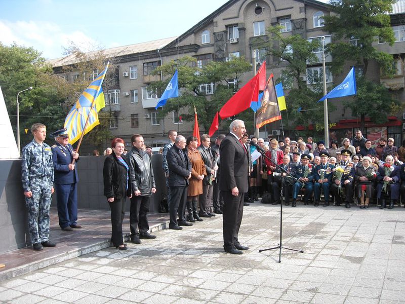 Запоріжці вшановують пам'ять  визволителів рідного міста 