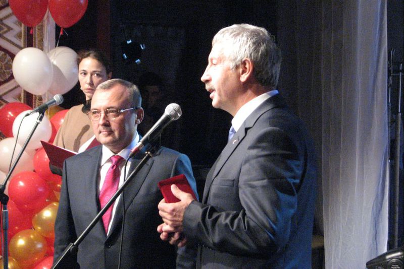 Петро Гончарук: «ЗФЗ виробляє 5,7% феросплавів світу й впливає на формування економіки не лише області, а й всієї України»
