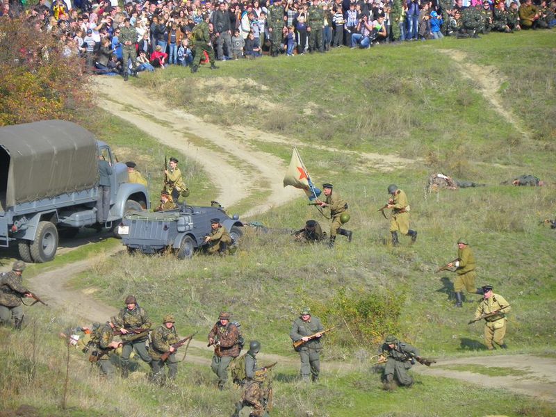 У Запоріжжі відбулася наймасштабніша в Україні військово-історична реконструкція часів Великої Вітчизняної війни