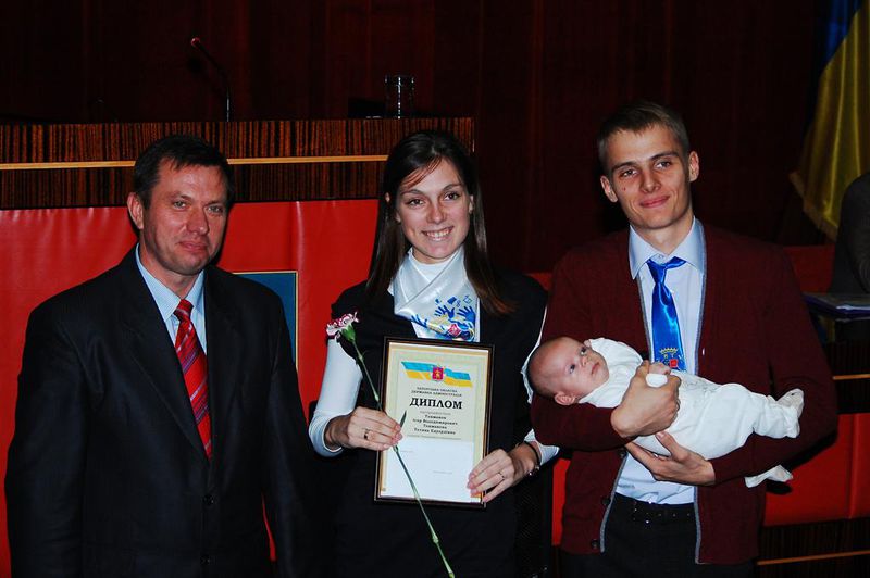 Представники студентської еліти отримали нагороди та стипендії від обласної влади