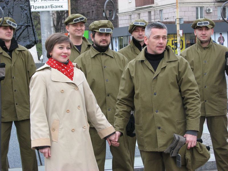 В обласному центрі з’явився пам’ятник сталевару з кінострічки «Весна на Зарічній вулиці»