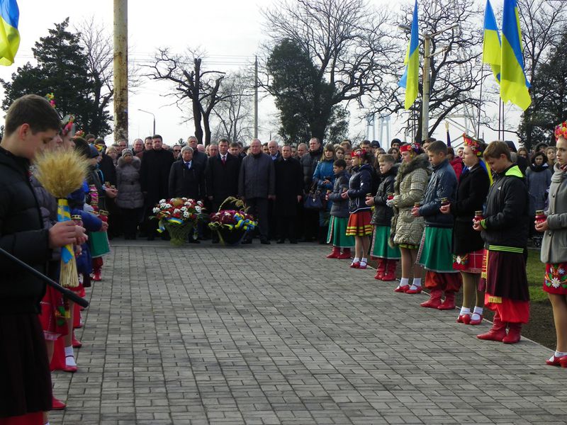 Запоріжці вшанували пам'ять жертв Голодомору