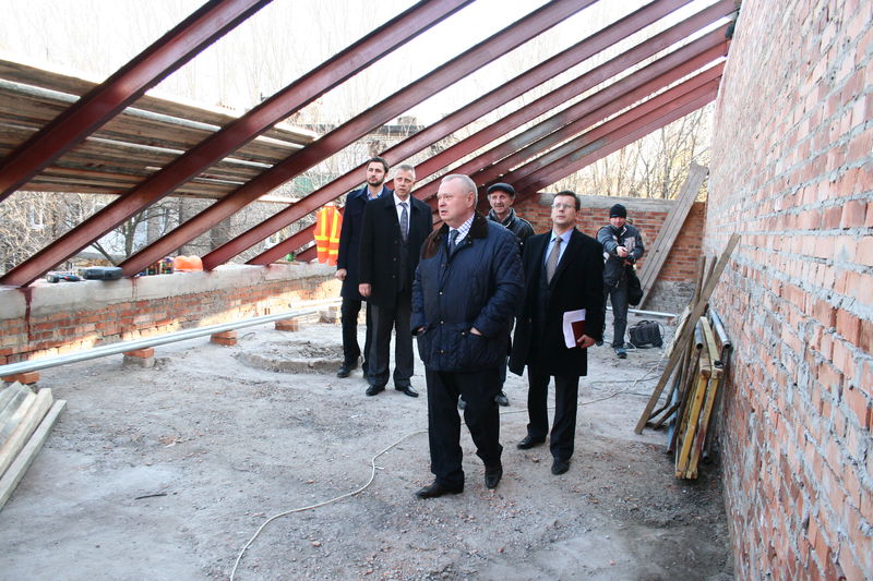 Зведення будівлі обласного Центру екстреної медичної допомоги буде завершено до кінця року - Олександр Пеклушенко