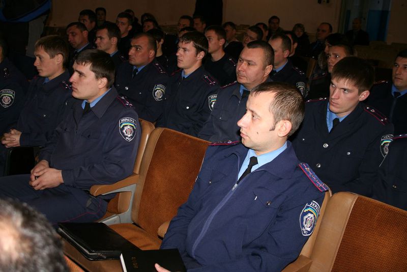 Покращення матеріально-технічної бази правоохоронних органів - одне з головних завдань влади