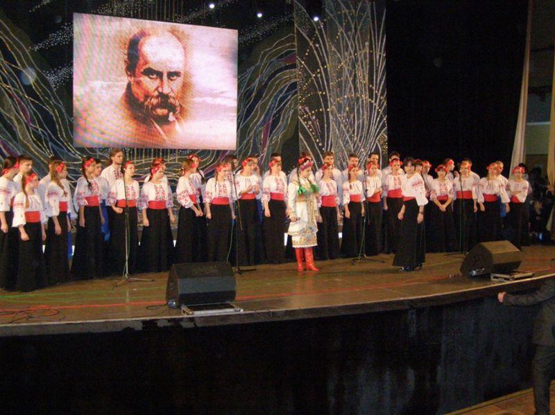 Запорізькі юні митці повернулися з Гранд-концерту з дипломами та запрошенням на навчання