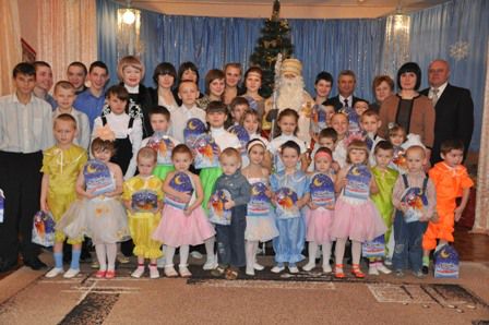Віктор Ємельяненко привітав оріхівських дітей з Днем Святого Миколая