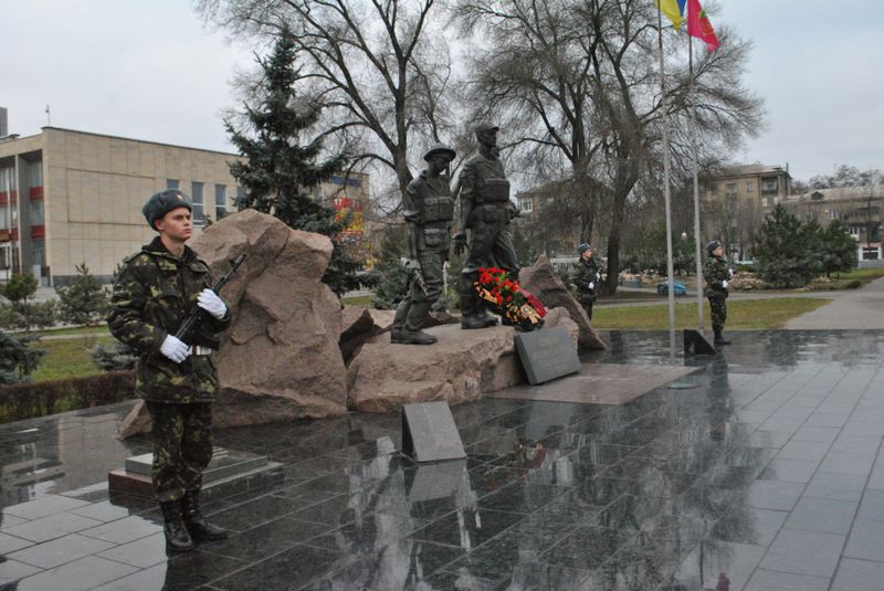 Запоріжці вшанували пам'ять воїнів-інтернаціоналістів