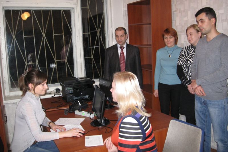 Центр надання адміністративних послуг у Пологах готовий до роботи