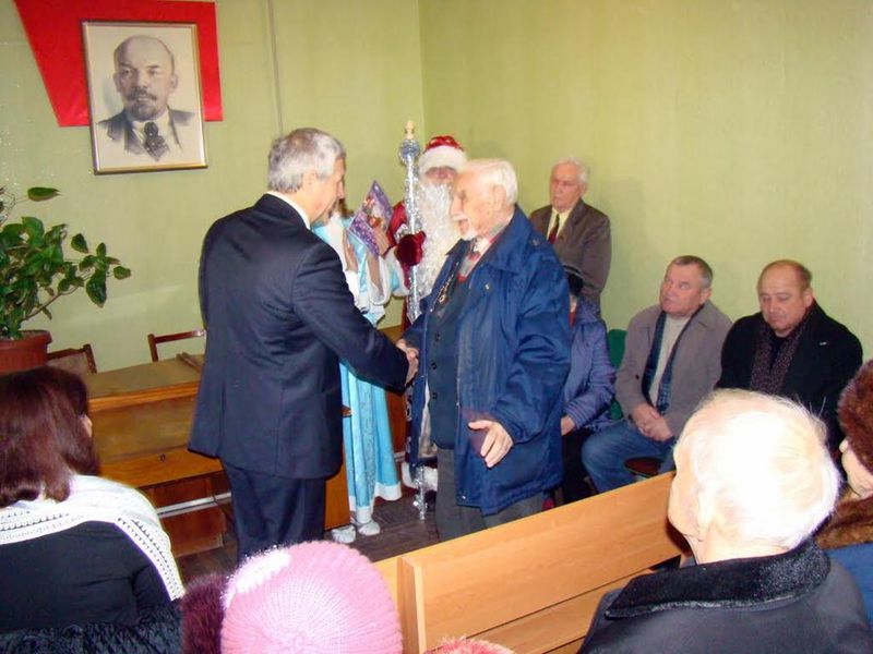Бердянські ветерани безкоштовно отримали слухові апарати