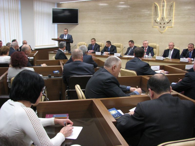 Завдання обласної влади та всіх служб регіону – організувати безпечне проведення новорічних свят