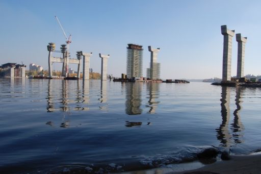 На будівництві запорізьких мостових переходів через р.Дніпро готуються до унікального процесу
