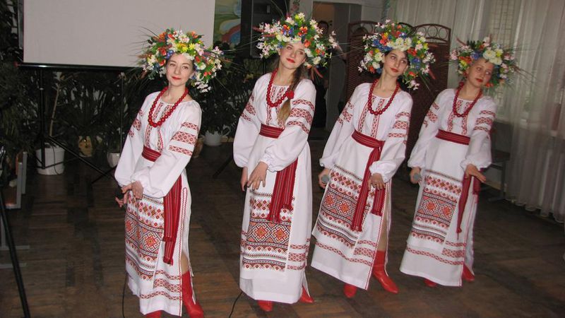 Великому Кобзарю присвячується творчість учнів