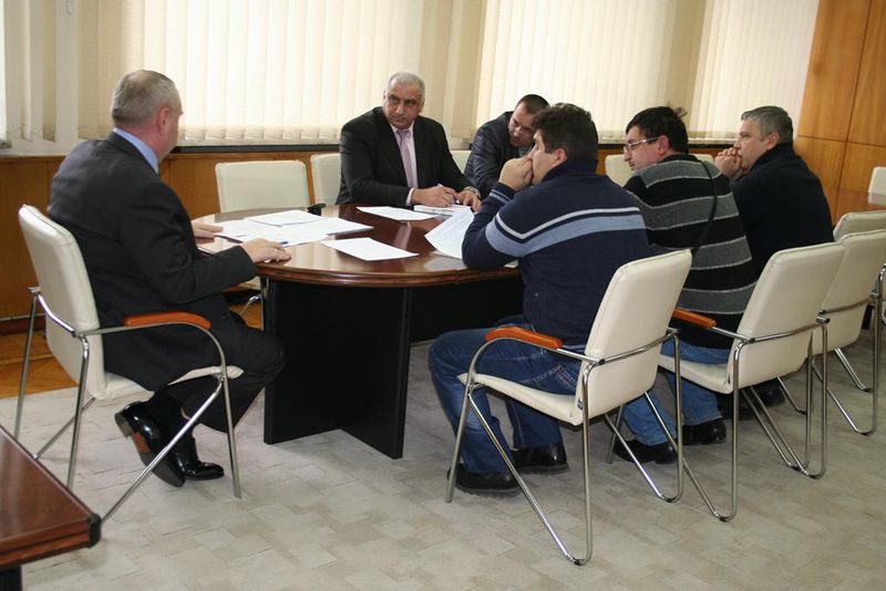 Проблеми співробітників служби екстреної медичної допомоги на контролі обласної влади