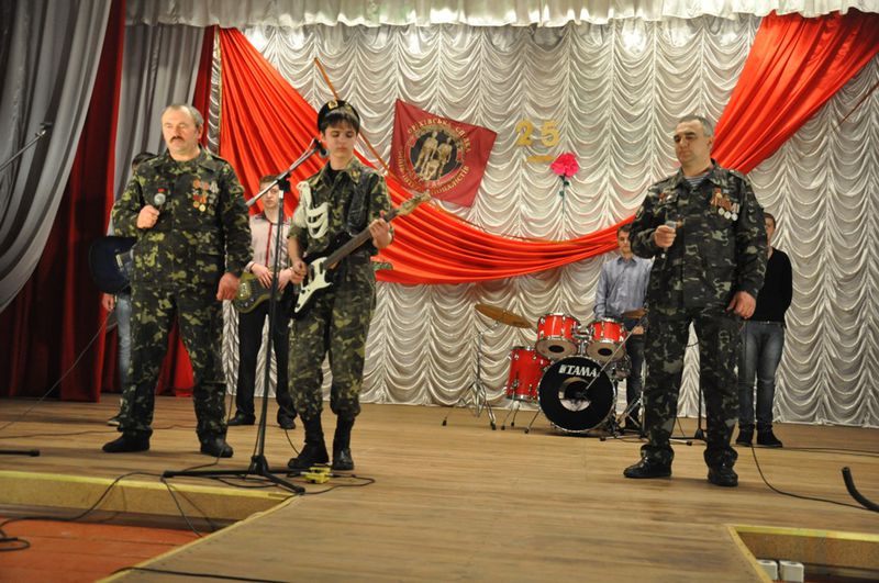 Загиблим – світла пам'ять, живим - пошана