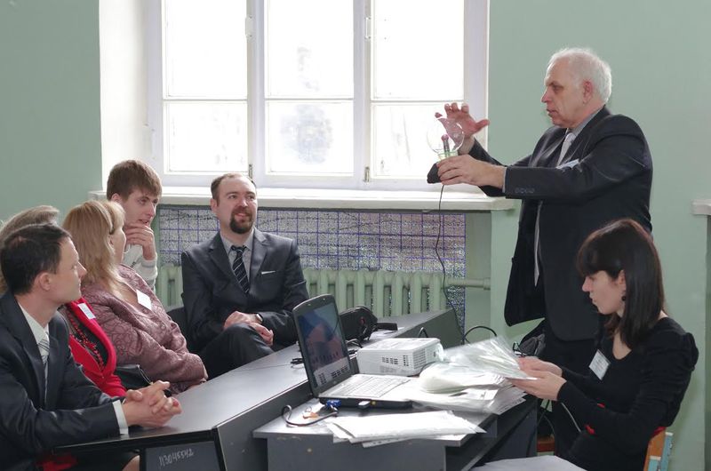 Запорізькі учні змагалися за першість в обласному конкурсі з фізики