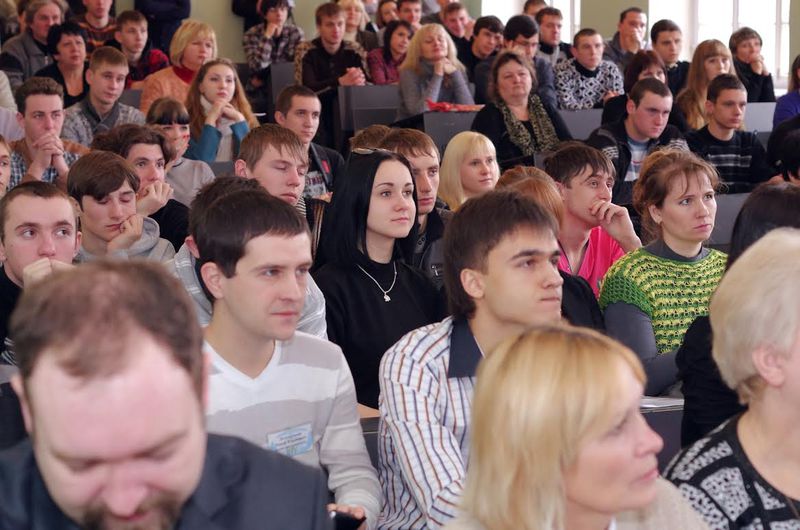 Запорізькі учні змагалися за першість в обласному конкурсі з фізики