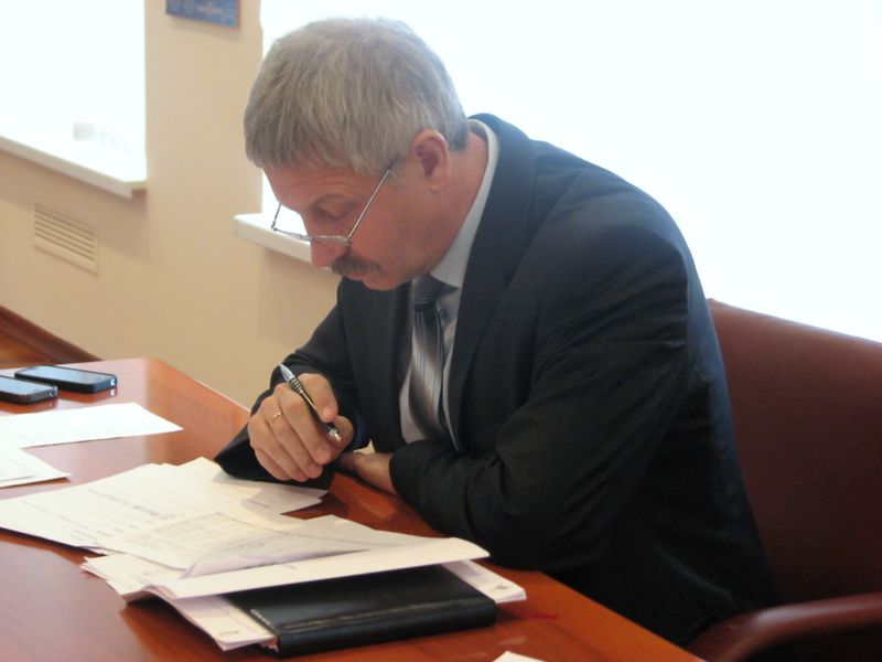 Віктор Ємельяненко: «Наразі головне – забезпечення життєдіяльності регіону та виплата зарплат бюджетникам»