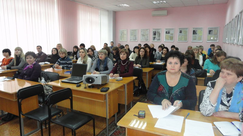 Про підвищення кваліфікації державних службовців та посадових осіб місцевого самоврядування у лютому 2014 року