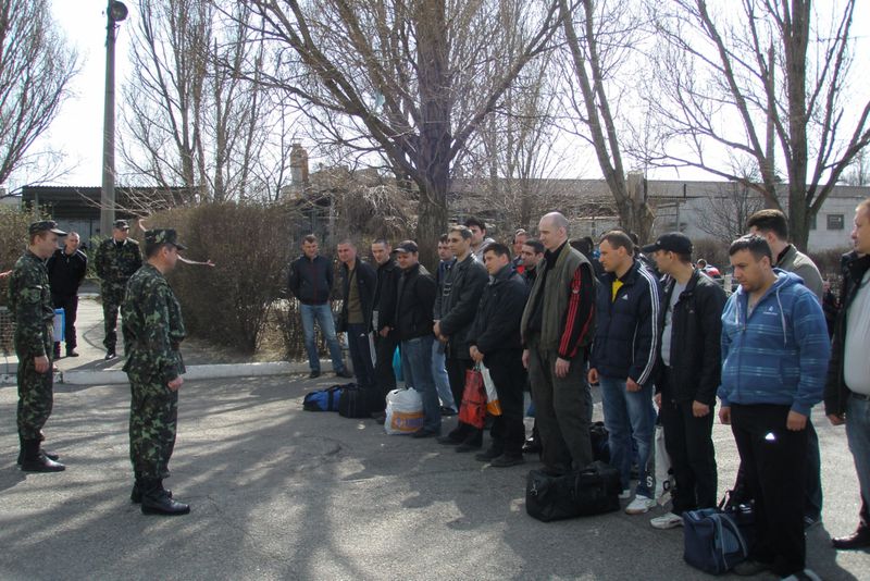 Перші запорізькі добровольці відправилися на захист Вітчизни