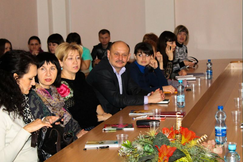 Запорізьку молодь навчають берегти родинні цінності