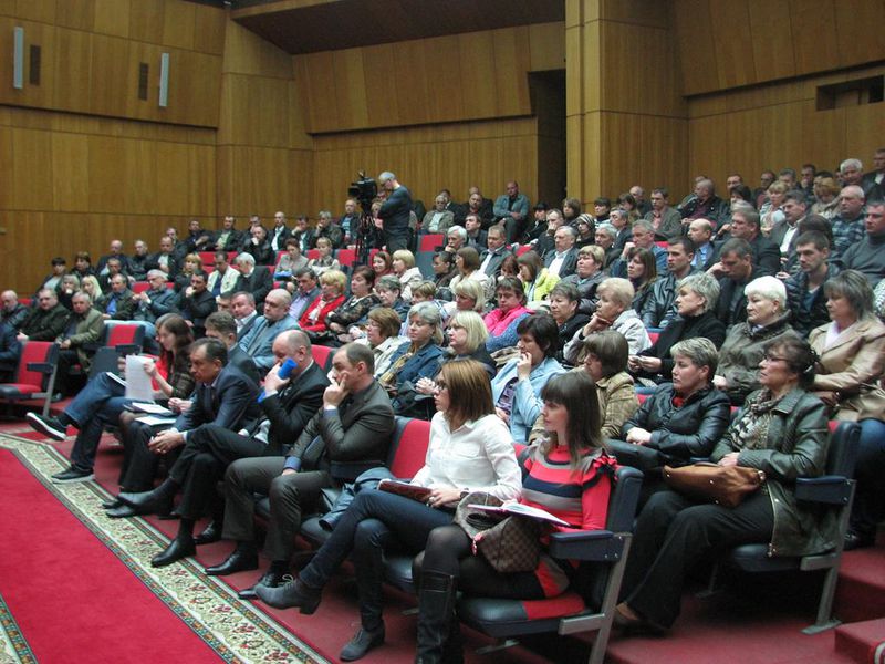 Громадськість підтримала чинного начальника Служби автодоріг у Запорізькій області Сергія Ткаченка