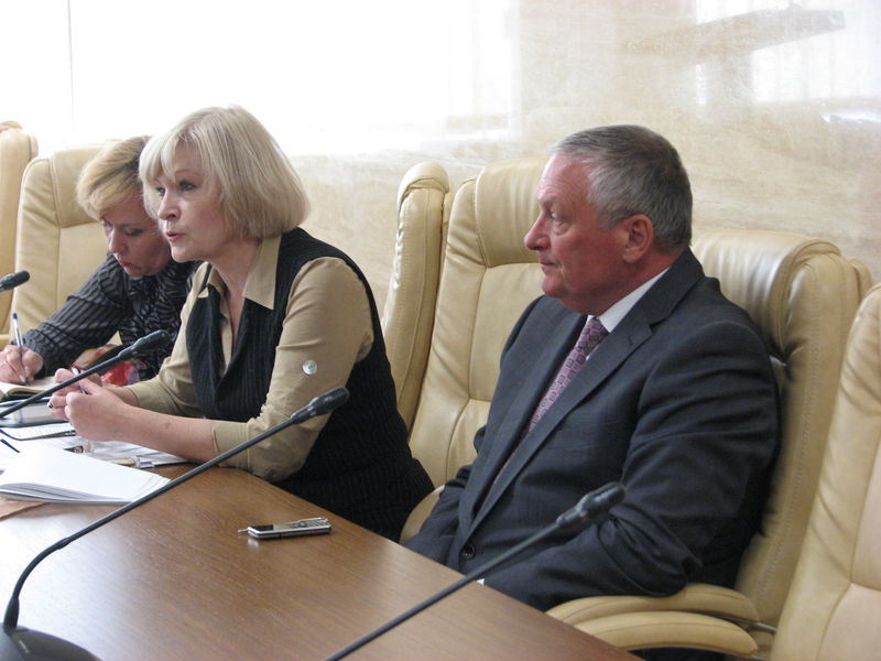 Валерій Баранов: «Розвитку економіки заважає нестабільна суспільно-політична ситуація та присутність іноземних військ у країні»