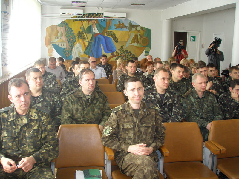 Військовослужбовці готуються до президентських виборів