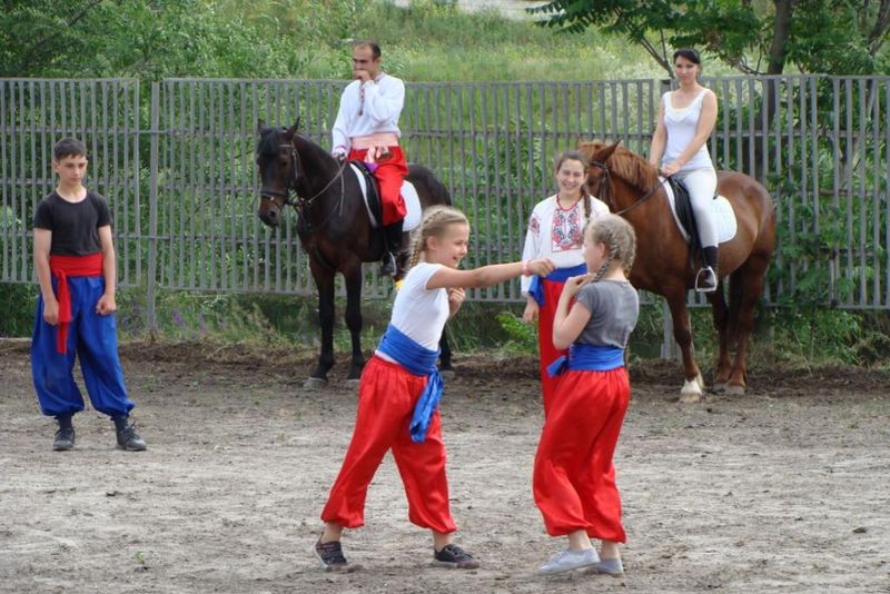 Мелітопольські діти поєднали розваги з пізнавальною програмою