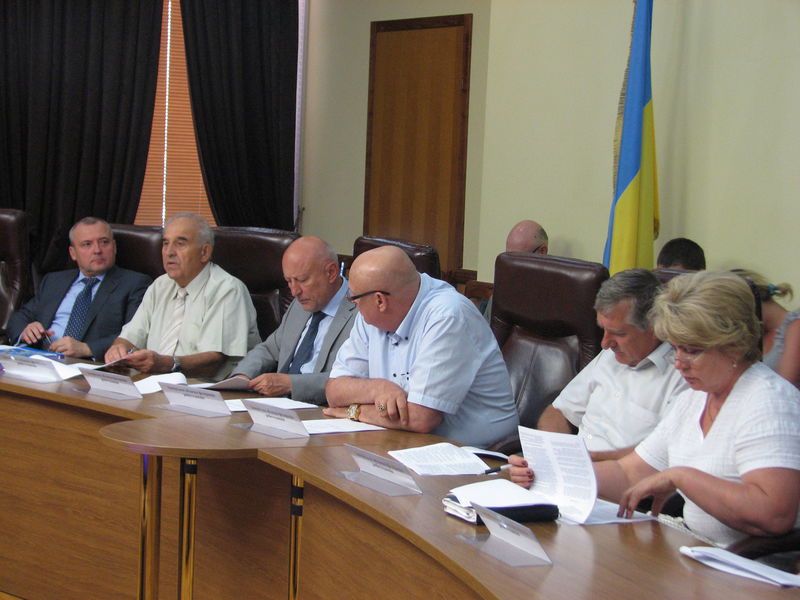 Влада, профспілки та роботодавці підписали оновлену угоду про взаємодію