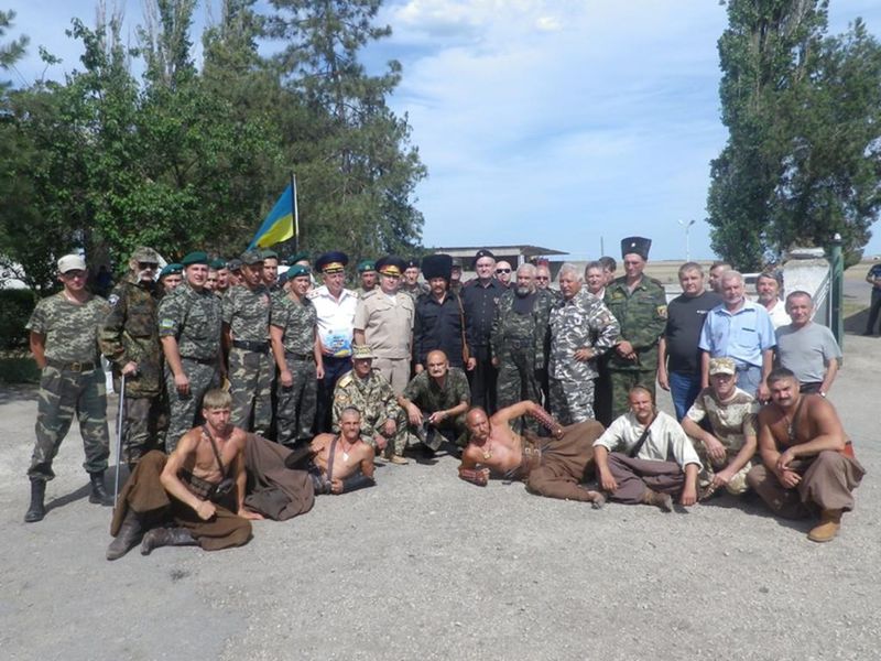 Запорізькі козаки провели навчання на кордоні