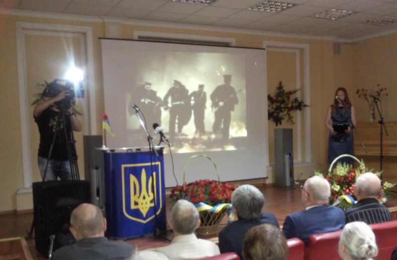 Запоріжці вшанували пам’ять жертв війни в Україні