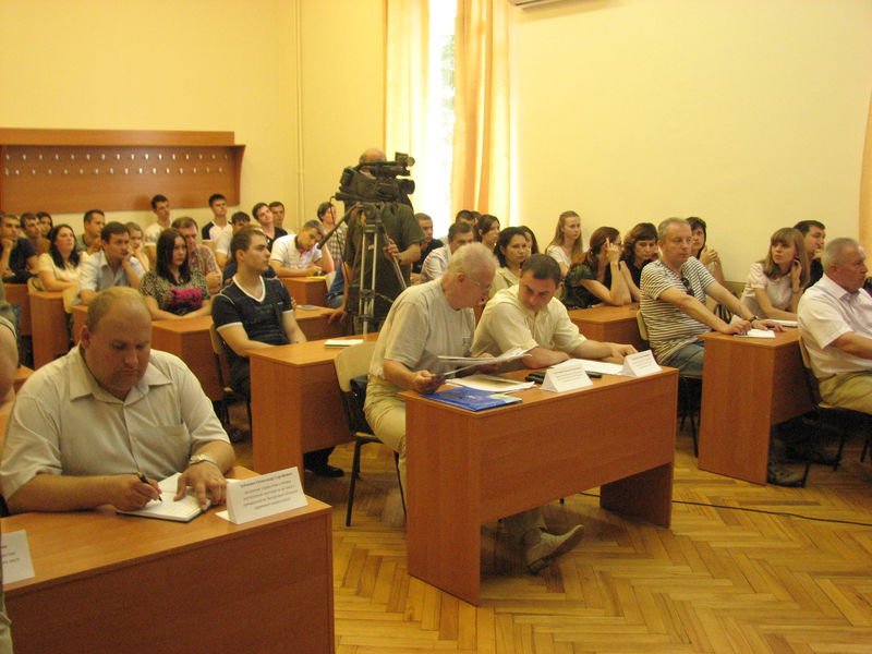Петро Гончарук: «Проект змін до Конституції України відповідає європейському принципу субсидіарності – розв’язання проблем на місцях»