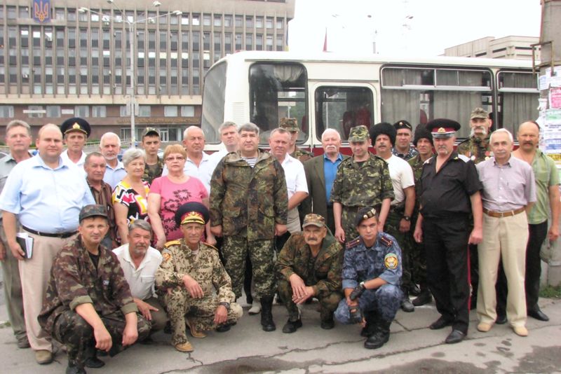 Запорізькі козаки пройшли Маршем Миру проти анексії Криму