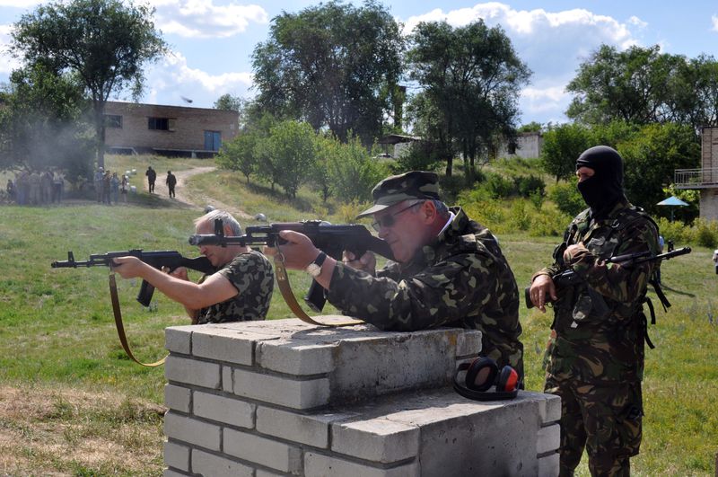 Голова облдержадміністрації ознайомився з умовами підготовки добровольців