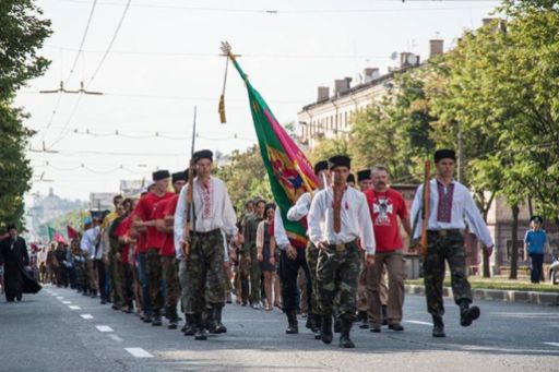 Збори активістів військово-патріотичної гри «Джура» завершились урочистою ходою та нагородженням учасників