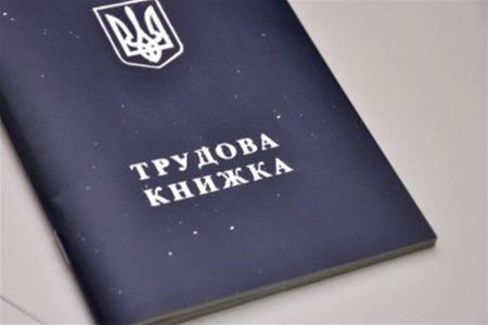 Все більше вимушених переселенців знаходять роботу в Запорізькій області