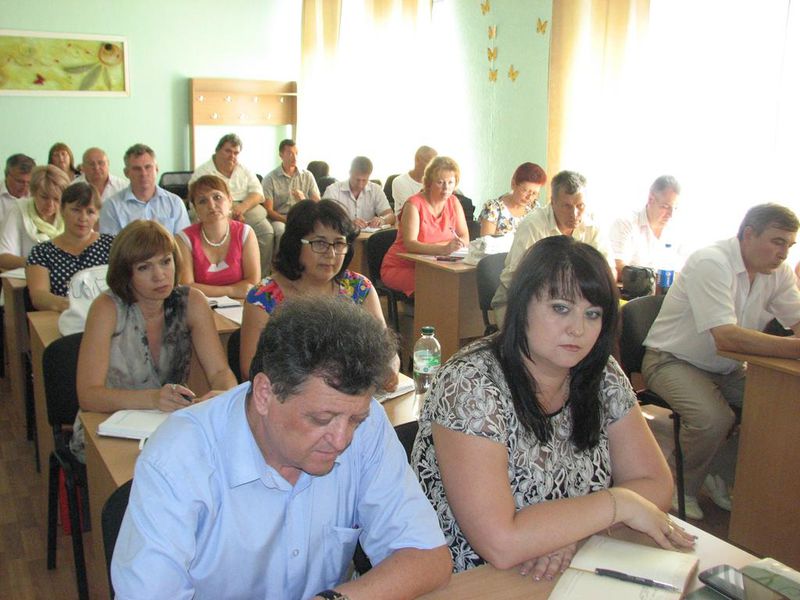 Запорізькі освітяни напрацьовують оптимальну схему роботи закладів освіти на 2014-2015 навчальні роки