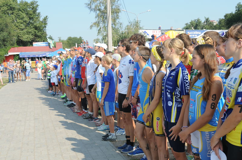 Запорізькі спортсмени завоювали срібло на всеукраїнських змаганнях з тріатлону