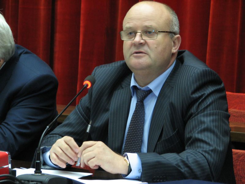 Комунальні підприємства у серпні знизили борги на 50%, а приватні, навпаки, наростили