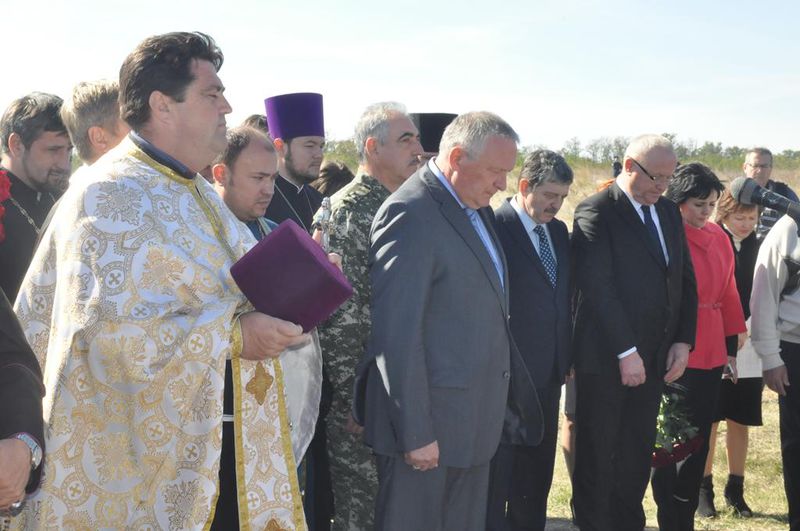 На Кушугумському  кладовищі знайшли спочинок невідомі герої