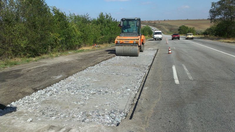 Дорожники обстежили автошляхи регіону, щоб підготувати до зими