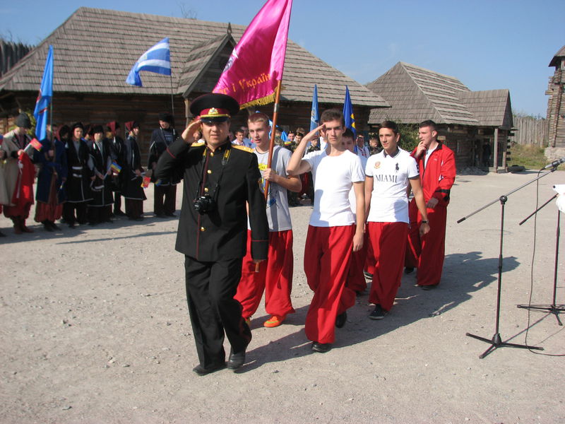 Вперше в Україні стартувала патріотична молодіжна акція «Запорозька слава»